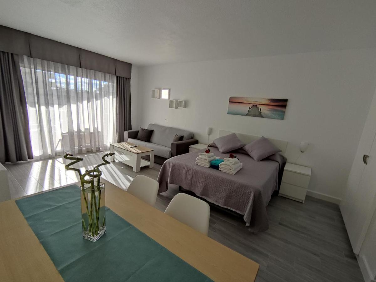 Estudio Benalbeach Primera Linea De Playa Benalmádena Extérieur photo